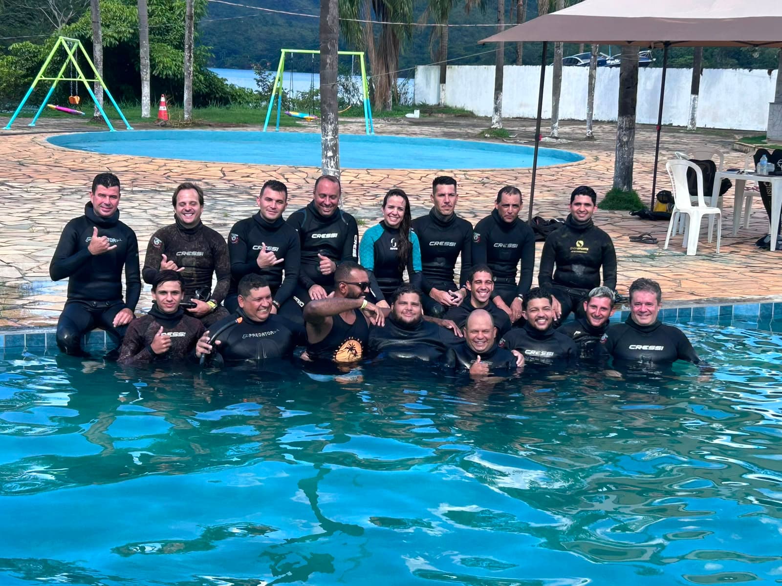 Exercício de técnicas na água
